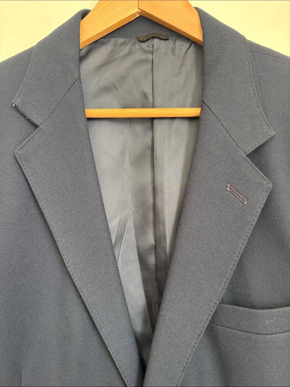 VTG Levi’s Men's Navy Blue Two-Button Blazer